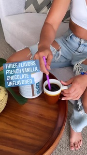 Lolo Jones feet photo thumbnail