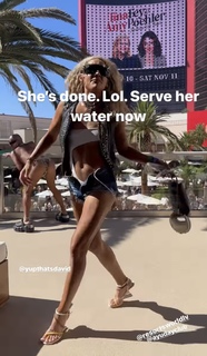 Lolo Jones feet photo thumbnail
