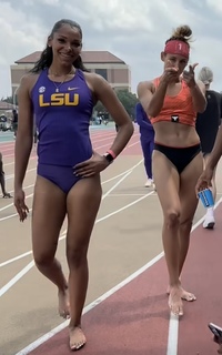 Lolo Jones feet photo thumbnail