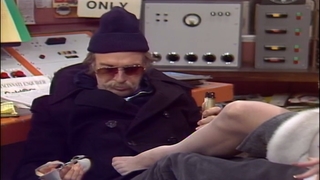 Loni Anderson feet photo thumbnail