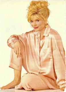 Loni Anderson feet photo thumbnail