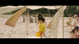 Lorde feet photo thumbnail
