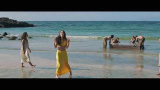 Lorde feet photo thumbnail