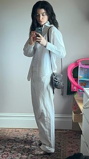 Lorde feet photo thumbnail