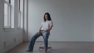 Lorde feet photo thumbnail