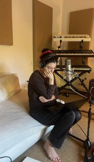 Lorde feet photo 3