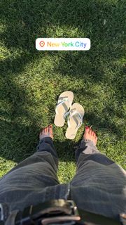 Lorde feet photo 1