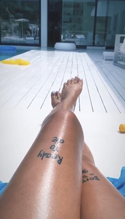 Loredana Zefi feet photo 11