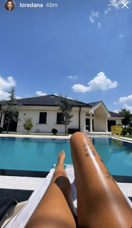 Loredana Zefi feet photo 10