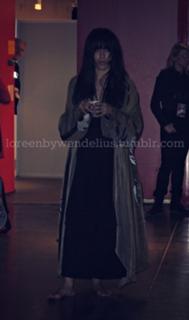 Loreen feet photo 15