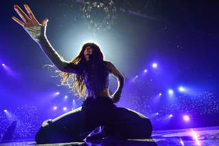 Loreen feet photo 3