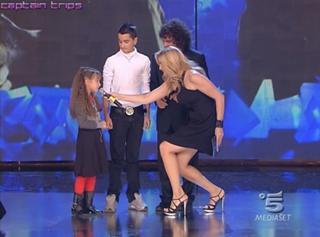 Lorella Cuccarini feet photo 18