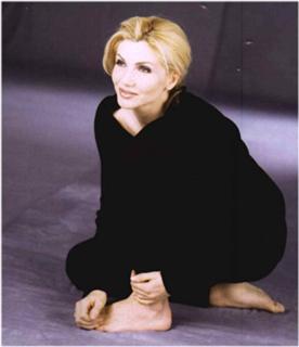 Lorella Cuccarini feet photo 12