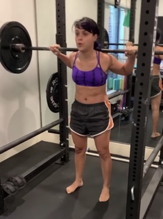 Lorena Abreu feet photo thumbnail