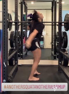 Lorena Abreu feet photo thumbnail