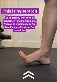 Lorena Abreu feet photo thumbnail
