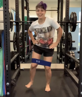 Lorena Abreu feet photo thumbnail