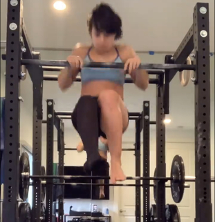 Lorena Abreu feet photo thumbnail