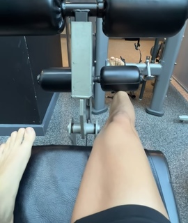 Lorena Abreu feet photo thumbnail