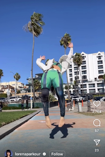 Lorena Abreu feet photo thumbnail