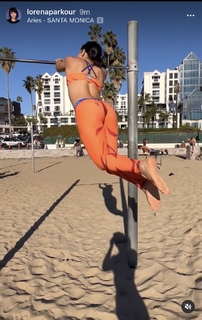 Lorena Abreu feet photo thumbnail