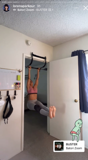 Lorena Abreu feet photo thumbnail