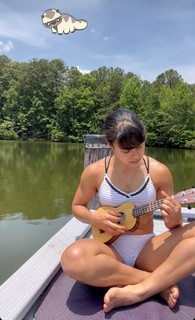 Lorena Abreu feet photo thumbnail