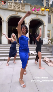 Lorena Abreu feet photo thumbnail