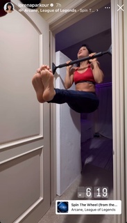 Lorena Abreu feet photo thumbnail