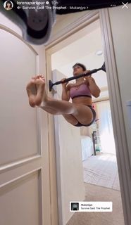 Lorena Abreu feet photo thumbnail