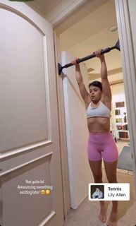 Lorena Abreu feet photo 8