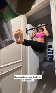 Lorena Abreu feet photo 18