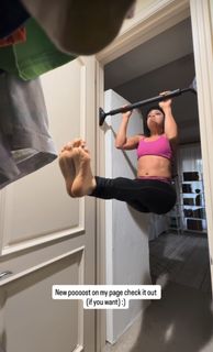 Lorena Abreu feet photo 13