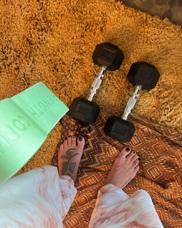 Lorena Castell feet photo 3