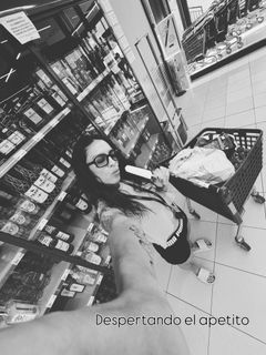 Lorena Castell feet photo 3