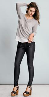 Lorena Rae feet photo thumbnail