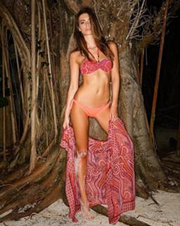 Lorena Rae feet photo thumbnail