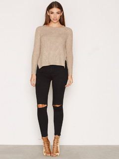 Lorena Rae feet photo thumbnail