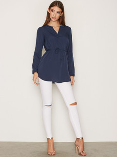 Lorena Rae feet photo thumbnail