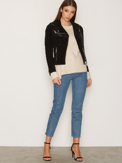 Lorena Rae feet photo thumbnail