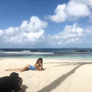 Lorena Rae feet photo thumbnail