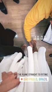 Lorena Rae feet photo thumbnail