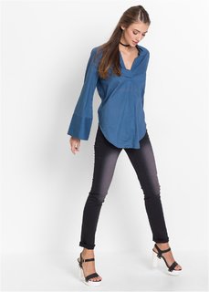 Lorena Rae feet photo thumbnail