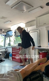 Lorena Rae feet photo thumbnail