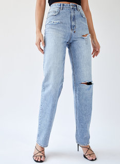 Lorena Rae feet photo thumbnail