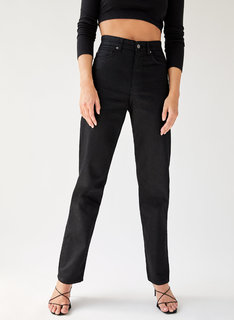 Lorena Rae feet photo thumbnail