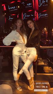 Lorena Rae feet photo thumbnail