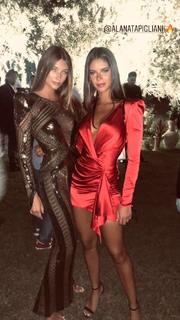 Lorena Rae feet photo thumbnail