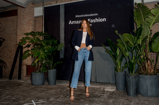 Lorena Rae feet photo thumbnail