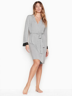 Lorena Rae feet photo thumbnail